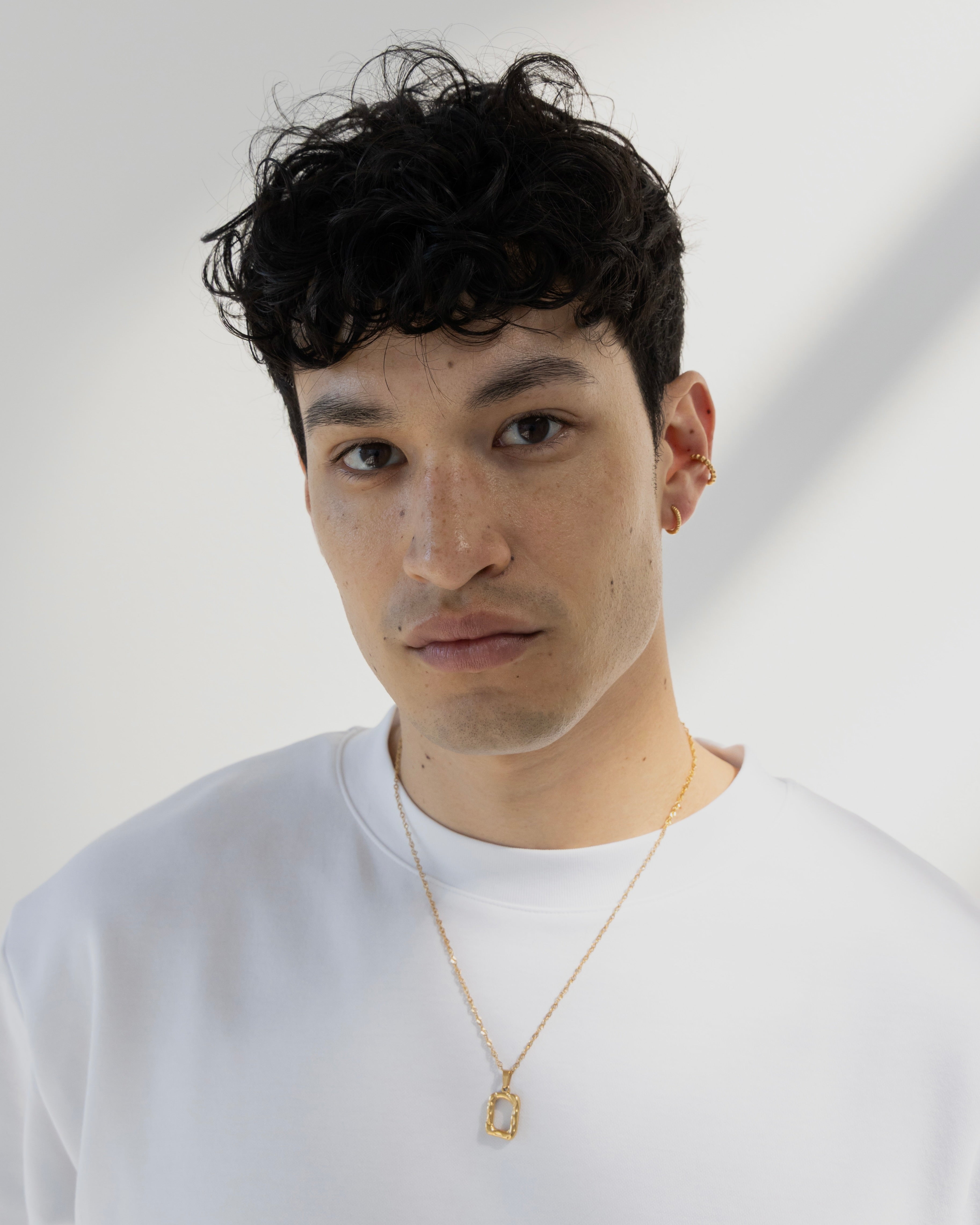 Twist hoops