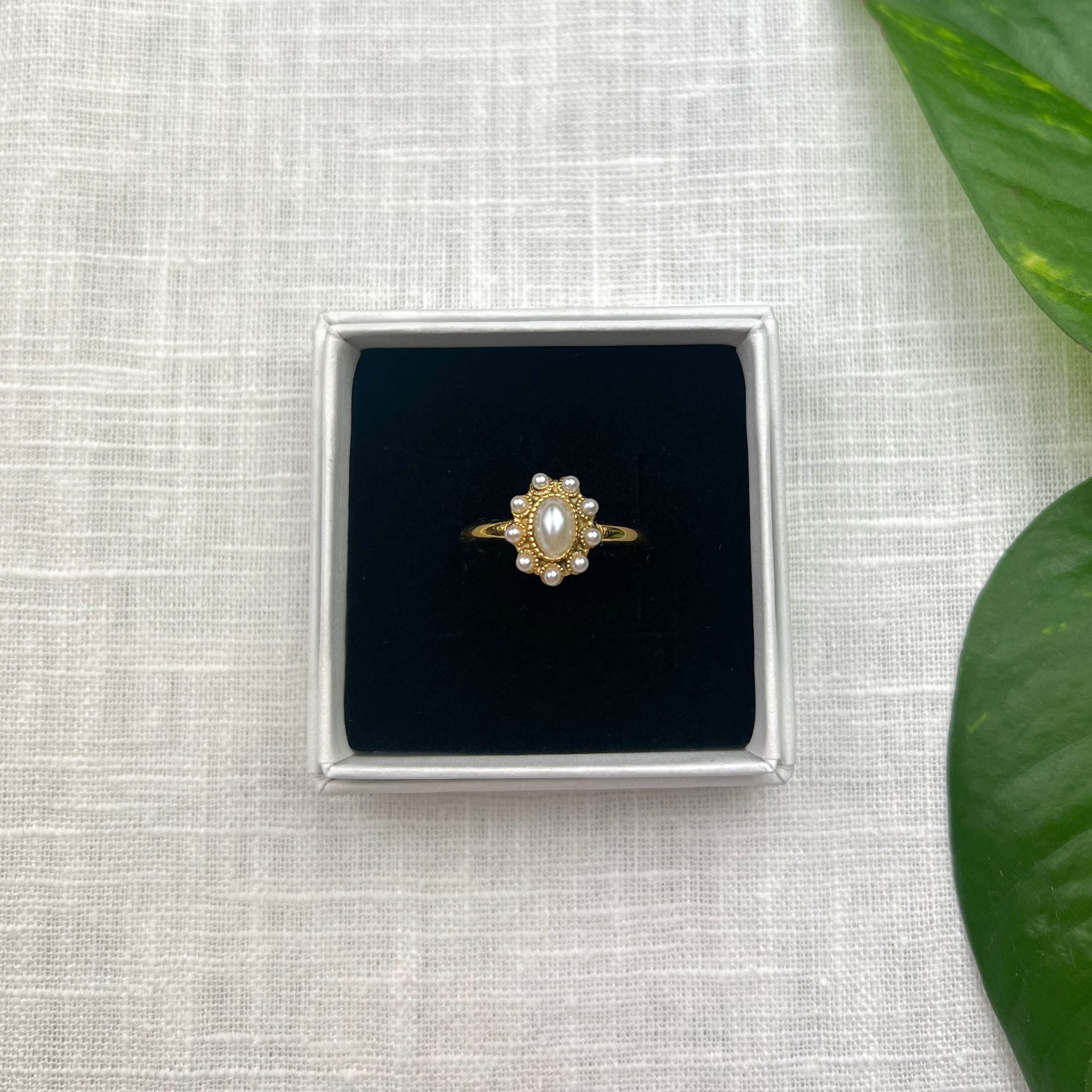 Pearl flower