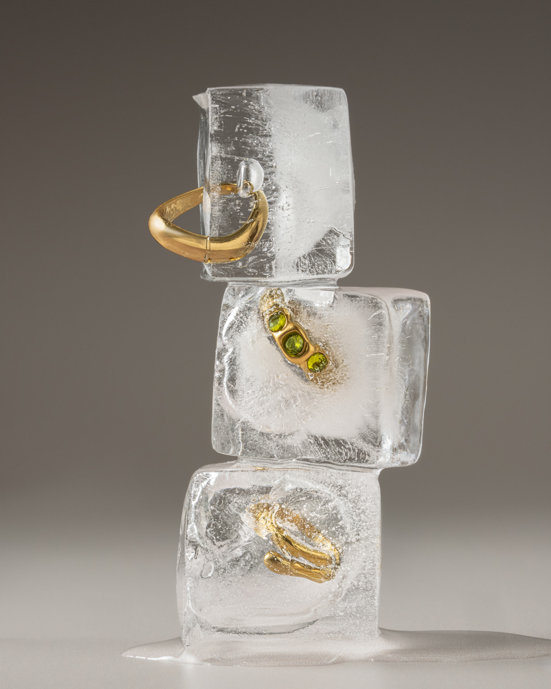 Classic wave ring