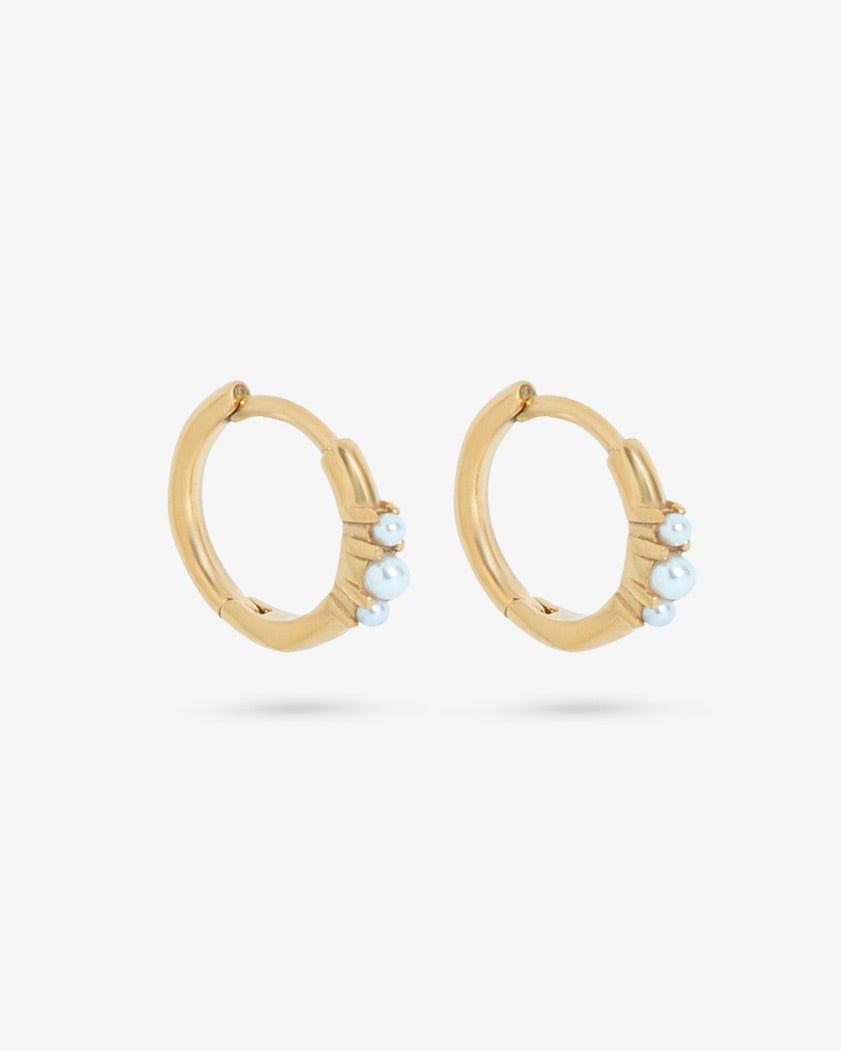 Triple pearl hoops